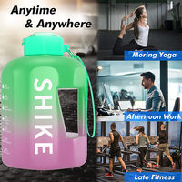 Bouteille d'eau de demi-gallon 74Oz Motivational 2.2L Dropshipping Fournisseurs chinois Bouteille d'eau de sport