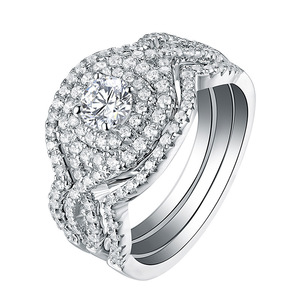 Set di Tre Anelli Geometrici di Lusso per Donne, Elegante Gioielleria da Matrimonio alla Moda - Product Image 1