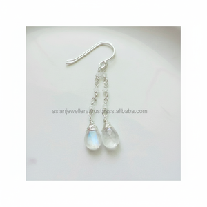 Pendientes de plata con piedra lunar arcoíris, plata de ley 925, pendientes de piedras preciosas, joyería de plata hecha a mano - Product Image 1