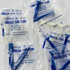 Pince de cordon ombilical en plastique stérile gynécologique médical jetable de haute qualité - Product Image 5