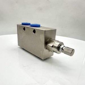 Válvula de Contrapeso de Acero Fundido Duradera YiKDE con 1 Año de Garantía para Grúas de Trabajo Pesado - Product Image 1