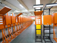 Boîtier en acier robuste à montage en surface, triphasé, IP66, conforme à la norme AS/NZS 3012, panneau de distribution d'énergie temporaire, tableau de distribution électrique