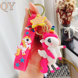 QY mignon arc-en-ciel licorne porte-clés 3D PVC dessin animé cheval pendentif rose jaune bleu sac breloque caoutchouc cadeau - Product Image 1