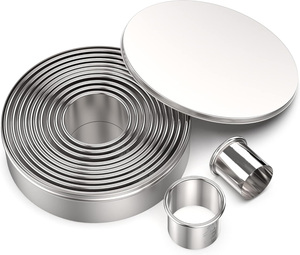 Bview Art Ensemble d'emporte-biscuits ronds 12 pièces Découpeurs de pâtisserie en cercle gradué Découpeurs de biscuits en acier inoxydable - Product Image 1