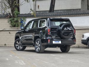 2025 haute qualité pékin Bj60 2024 automatique week-end édition cinq places moyenne-grande taille Suv Baic Bj60 4wd voiture hybride - Product Image 3