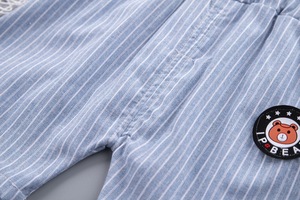 Short à manches courtes et à rayures avec lettre de dessin animé pour bébés garçons en gros - Product Image 6