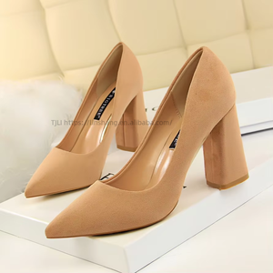 Chaussures pour femmes de style européen et américain, simples, à talon épais, en daim, à bout pointu, professionnelles, fines, pour femmes OL, taille S - Product Image 3