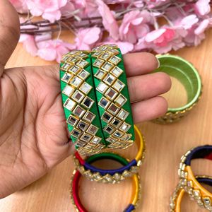 Brazaletes Kundan de seda multicolor de calidad superior roscados Tilak y patrón floral brazaletes de hilo de seda Kundan para niñas - Product Image 6