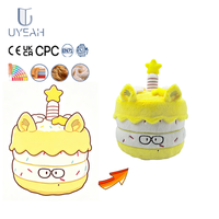 UYEAH OEM/ODM Conception personnalisée Porte-clés en peluche doux en forme de bouteille de cola, de lait ou de gâteau d'anniversaire mignon, jouet en peluche alimentaire, cadeau pour enfant