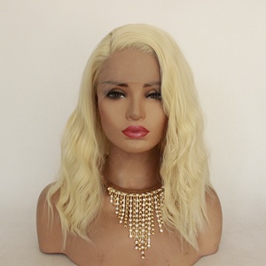 Platine court Blonde 13x4 dentelle avant perruque femmes blanches <span class=keywords><strong>bouclés</strong></span> ondulés Bob perruques pour Drag Queen synthétique corps vague dentelle perruque Costumes - Product Image 1