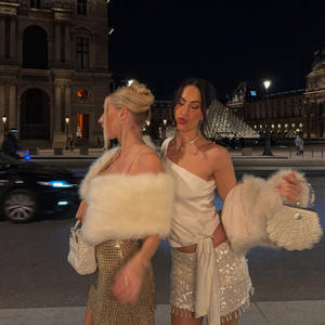 Robe de soirée élégante en satin <span class=keywords><strong>blanc</strong></span> sur mesure, à une épaule, avec franges, couture et découpe, style corset sans bretelles, en lurex, personnalisable OEM - Product Image 3