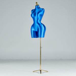 Maniquí de talla grande europeo, medio modelo, accesorios, pechos grandes, trasero grande, tienda de ropa, maniquí de cadera grande - Product Image 4