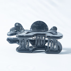 Pince à cheveux en acétate en forme de chiot, blanche et noire, pour femmes, usage quotidien - Product Image 3