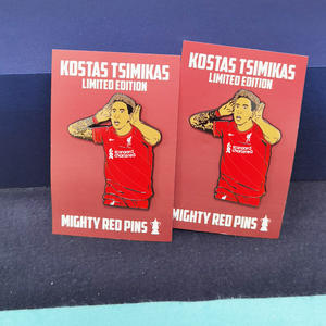 Broche de revers personnalisée en métal, émail dur, avec motif de personnage de dessin animé, souvenir de la <span class=keywords><strong>Coupe</strong></span> <span class=keywords><strong>du</strong></span> <span class=keywords><strong>Monde</strong></span> de Football <span class=keywords><strong>du</strong></span> <span class=keywords><strong>Qatar</strong></span> - Product Image 4