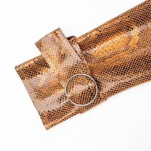 Abrigo de Gabardina de Diseñador con Cinturón Personalizado 2025 para Mujer, Abrigos de Gabardina de Cuero con Estampado de Serpiente, Elegantes y de Lujo para Invierno 2025, Tallas Grandes - Product Image 5