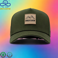 Casquettes de baseball respirantes en silicone découpées au laser, certifiées BSCI, avec motif personnalisé, broderie et impression.