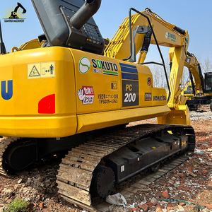 Elección duradera con circuito normal Komatsu 200-8 Excavadora usada para mantenimiento municipal - Product Image 4