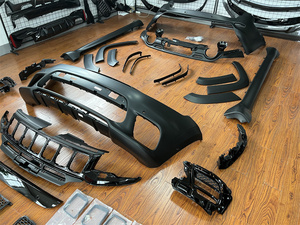 Facelift-rejilla de parachoques delantero y trasero, faldón lateral, guardabarros de capó para <span class=keywords><strong>Jeep</strong></span> <span class=keywords><strong>Grand</strong></span> <span class=keywords><strong>Cherokee</strong></span> <span class=keywords><strong>2018</strong></span> a <span class=keywords><strong>SRT8</strong></span>, Kit de carrocería - Product Image 4