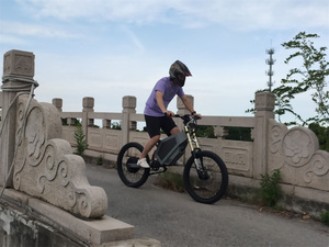 Venta Directa de Fábrica, Nuevo Modelo 2026, Bicicleta Eléctrica de Montaña con Motor de 72V 5000W, Batería de Litio de 35Ah, Alta Potencia, Alcance de 60 Km - Product Image 2