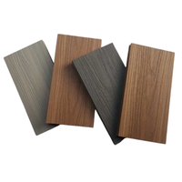 Revêtement de sol en bois plastique WPC SPC vinyle PVC pas cher avec technique brossée, revêtement de sol stratifié, carreaux de sol pour garage