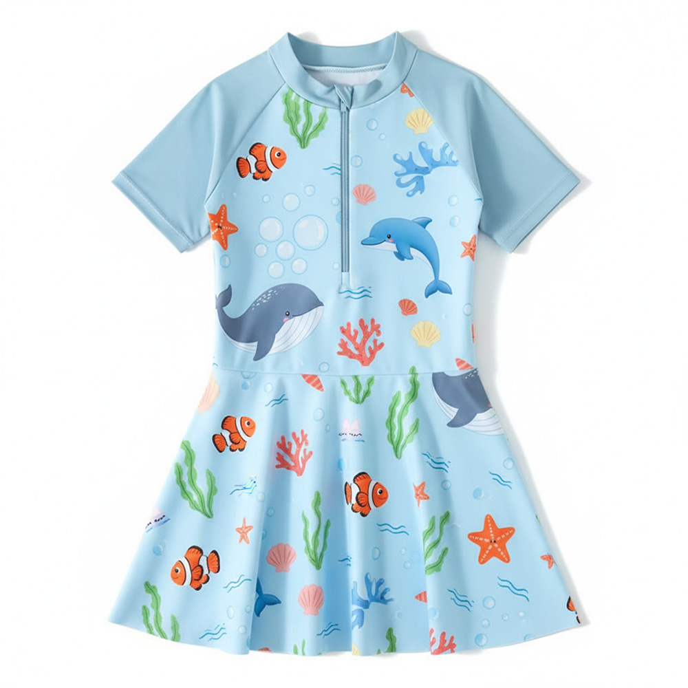 Mundo submarino azul claro