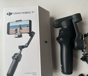 Estabilizador de cardán portátil Osmo Mobile 7 7P original con seguimiento nativo y módulo multifuncional que permite el seguimiento de sujetos sin <span class=keywords><strong>Mimo</strong></span> - Product Image 1