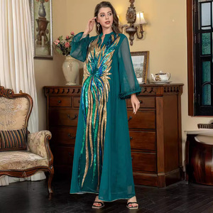 Robe longue élégante pour femme musulmane, col en V, manches longues, avec broderie de plumes et perles, en polyester, modèle SW008, pour le Moyen-Orient - Product Image 3