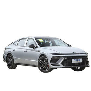 2024 Hyundais Sonata sedán eléctrico blanco con transmisión automática asientos de cuero de dirección izquierda cámara trasera de techo solar panorámico - Product Image 1