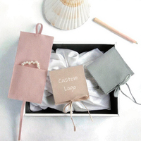 Pochette à bijoux en velours avec logo personnalisé, sac de rangement en microfibre douce, emballage cadeau à cordon pour bagues, boucles d'oreilles, bracelets