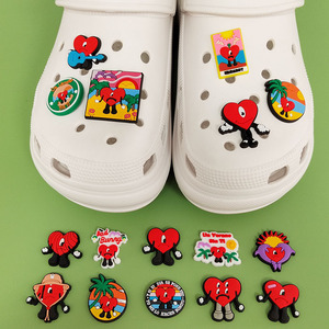 便宜的工厂价格批发堵塞鞋魅力PVC软坏兔鞋魅力装饰定制童鞋魅力 - Product Image 4