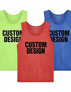 Gilet d'entraînement de football respirant personnalisé – Chasubles de sport en maille pour le football – Gilets d'entraînement de football pas chers - Product Image 1