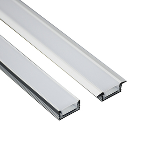 Profilé LED en aluminium étanche pour extérieur, IP68, en forme de U, diffuseur linéaire encastré pour l'éclairage des piscines et des terrasses - Product Image 3