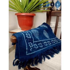 <b>Blue</b> Leaf Design 100% Cotton Handmade <b>Throw</b> Blanket Printed Tassels Lightweight All-Season Home Decor Use for Wholesale Price - Product Image 2
