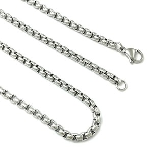 สร้อยคอโซ่สแตนเลสทรงสี่เหลี่ยม ของขวัญสำหรับทุกเพศ ความยาว 45 ซม. - Product Image 4