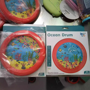 Orff Music Aide à l'enseignement Tambour à vagues en plastique de 18cm avec modèle en bois Manivelle Basse Piano Clavier Guitare Ensemble d'instruments pour enfants - Product Image 4