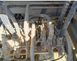 Grue sur chenilles Zoomlion 55 tonnes ZCC550H d'occasion en excellent état, à vendre avec composant de boîte de vitesses principale - Product Image 5