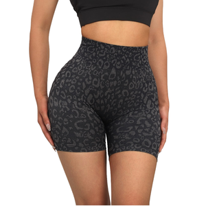 Nuevos Leggings Cortos Ajustados de Doble Cara Cepillada, Transpirables, con Estampado de Calavera, Shorts Casuales de Secado Rápido y Ecológicos para Mujer - Product Image 3