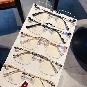 <span class=keywords><strong>Gafas</strong></span> para miopía <span class=keywords><strong>de</strong></span> <span class=keywords><strong>tendencia</strong></span> sin marco, ultraligeras, con borde <span class=keywords><strong>de</strong></span> corte cuadrado pequeño, luz antiazul, <span class=keywords><strong>gafas</strong></span> <span class=keywords><strong>de</strong></span> visión cercana, <span class=keywords><strong>gafas</strong></span> Unisex ultraligeras - Product Image 6