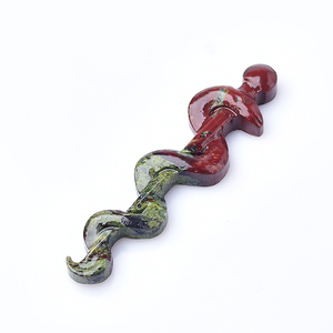 Serpent en pierre de sang de dragon naturelle sculpté à la main, poli, figurine de serpent en cristal pour cadeau, vente en gros - Product Image 1