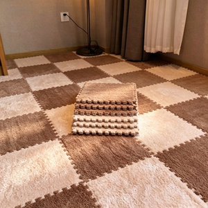 Tapis en mousse emboîtables doux et respectueux de la peau avec surface en fausse fourrure pour <span class=keywords><strong>centre</strong></span> <span class=keywords><strong>d</strong></span>'activités pour enfants - Product Image 4