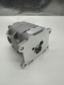 微型挖掘机液压先导泵Pc30 6 Pc30mr-2齿轮泵 - Product Image 6