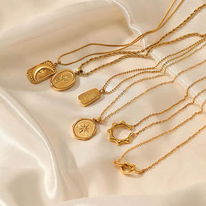 Kalung Baja Anti Karat 316l Berlapis Emas 14k 18k Tahan Air, Liontin Bintang Bulan, Kalung Kustom untuk Wanita - Product Image 4