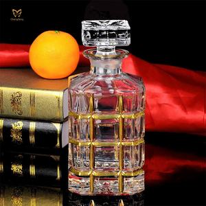 Ensemble de carafe à <span class=keywords><strong>bourbon</strong></span> en or personnalisée avec bouchon pour liqueurs, scotchs, <span class=keywords><strong>bourbon</strong></span>, brandy - Product Image 4