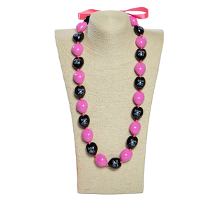 新着Kukuiナットアクリル卒業シーズンリボンネックレスプリントファッションチェーンネックレス - Product Image 2