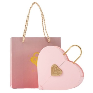 Wholesale Decorative Present Premium Heart-shaped Storage Box Matching Hearts Split Open Gift Box Luxury Love Jewelry <b>Case</b> - Product Image 5