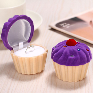 Boîte à bijoux en velours floqué en forme de gâteau pour cadeau de demande en mariage, pendentif enfant, chaîne, emballage - Product Image 2