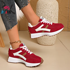 Zapatos Deportivos de Plataforma Transpirables y Cómodos de Color Clásico Brillante de Moda al por Mayor de Fábrica para Mujer - Product Image 2