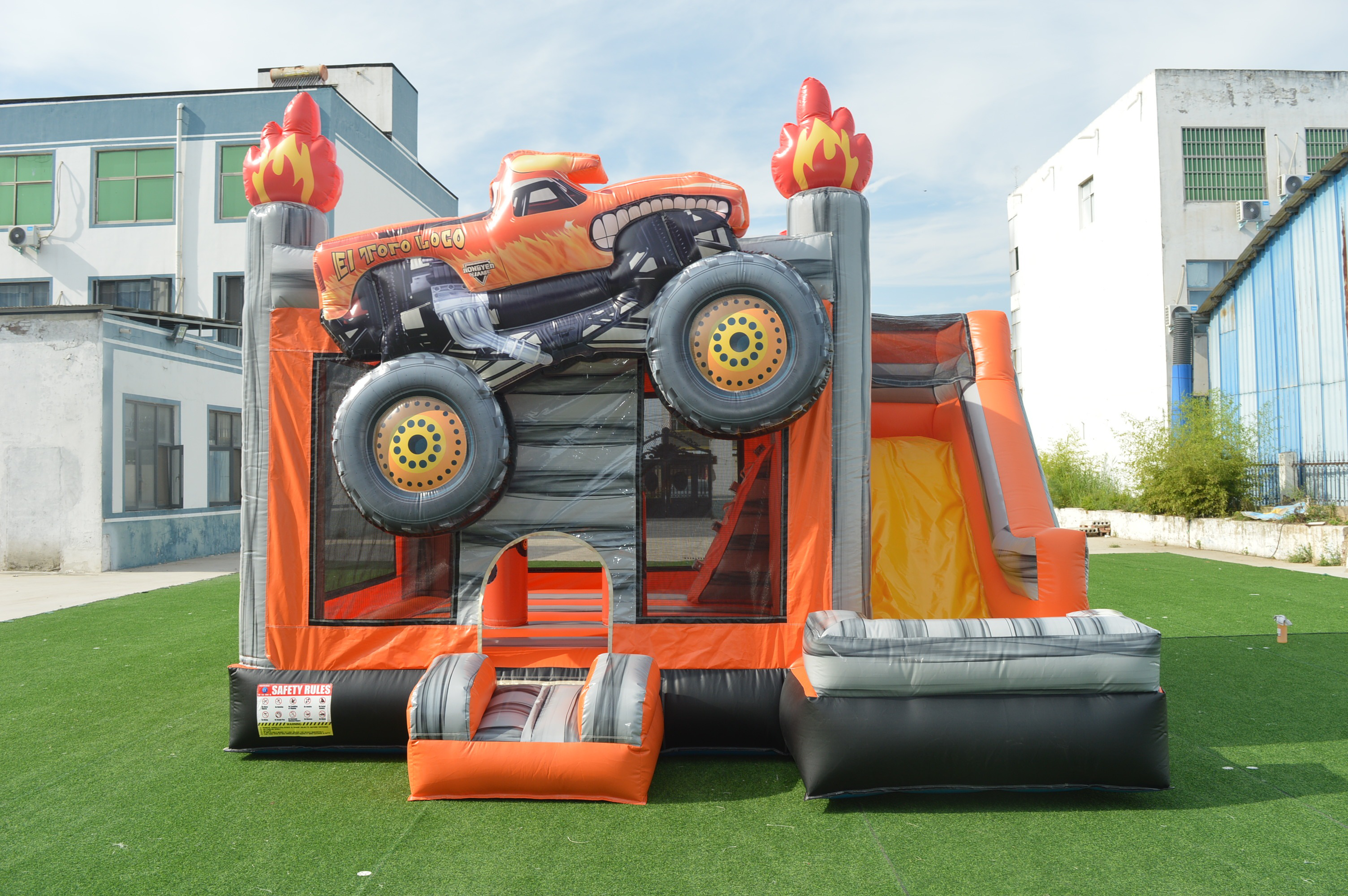 $1099 In Stock (5*5 M)