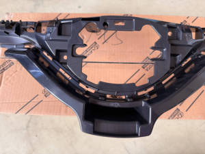 Kit de carrosserie automobile, <span class=keywords><strong>neuf</strong></span>, d'origine, haute qualité, <span class=keywords><strong>prix</strong></span> d'usine, 53112F4070, grille de radiateur intérieure authentique pour <span class=keywords><strong>Toyota</strong></span> <span class=keywords><strong>CHR</strong></span> 2016-2018 - Product Image 4
