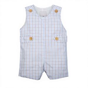 ชุดเอี๊ยมขาสั้นเด็กผู้ชายลายสก็อตสีแทนสุดหรูสำหรับฤดูร้อน ผลิตตามสั่งได้ ปรับแต่งได้ ผลิตด้วยผ้าสแปนเด็กซ์/คอตตอน ปักลายด้วยมือ ได้รับการรับรองมาตรฐาน OEKO-TEX - Product Image 1